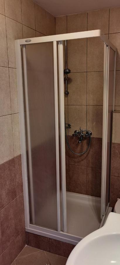 Apartmani Neva Supetar Exterior foto